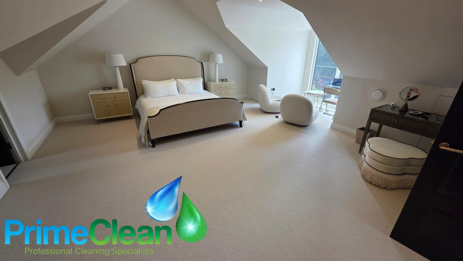 Advanced carpet cleaning in Dunstable targeting pet stains and unpleasant odours